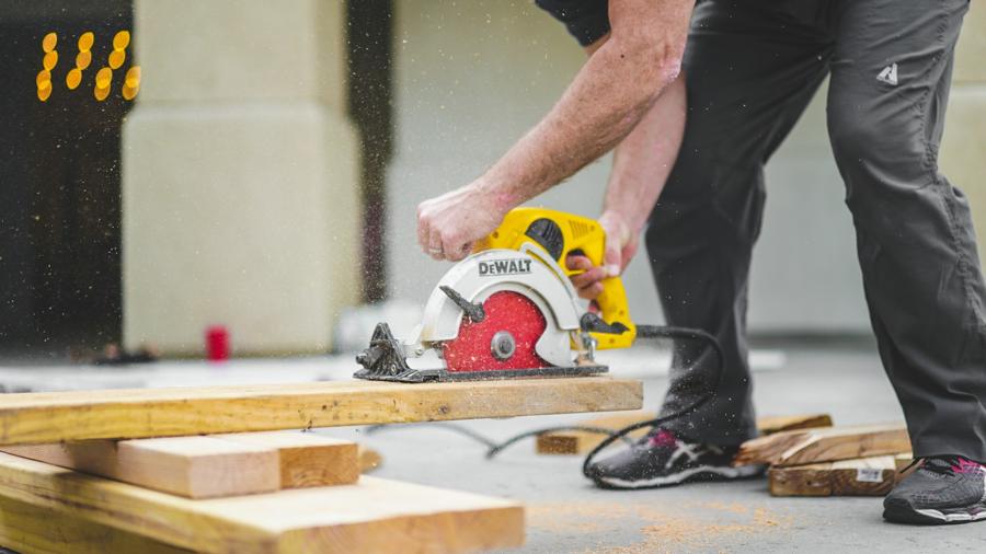 Deck repair, Parma